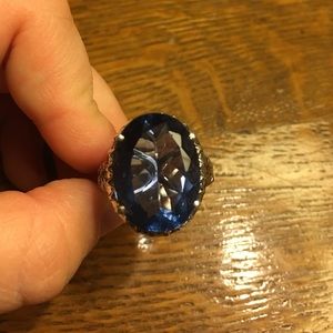 Huge, elegant dark blue tourmaline in SS